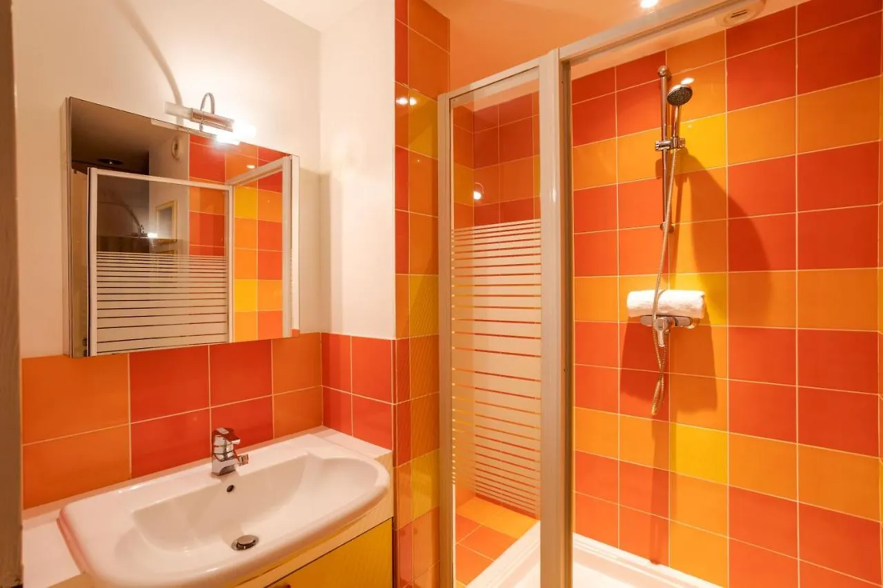 شقة L'Ambassadeur - Magnifique Appartement Dans L'Ancien Hotel Ar Vro سانت كاست-لو-غيلدو